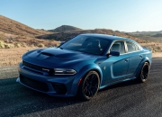 雷火电竞亚洲先驱-绿茵与赛道的交汇点，巴尔韦德一脚定下F1王冠