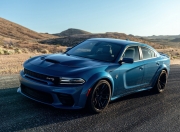 雷火电竞亚洲先驱-绿茵与赛道的交汇点，巴尔韦德一脚定下F1王冠