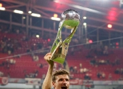 雷火电竞下载-巴黎圣日耳曼绝杀那不勒斯，托马斯穆勒乌龙送礼德甲