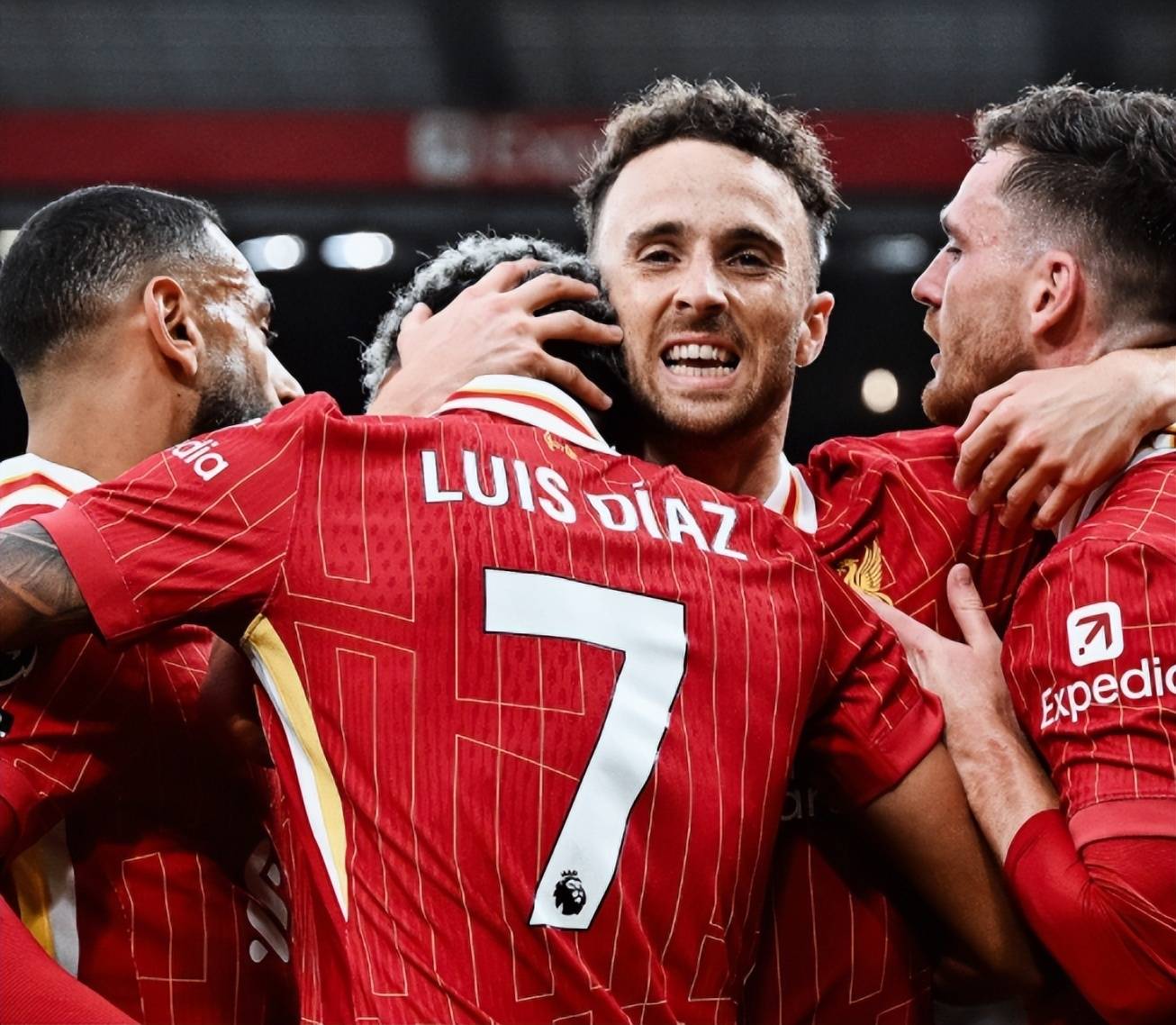 包含曼联力克AC米兰，萨拉赫梅开二度意甲的词条