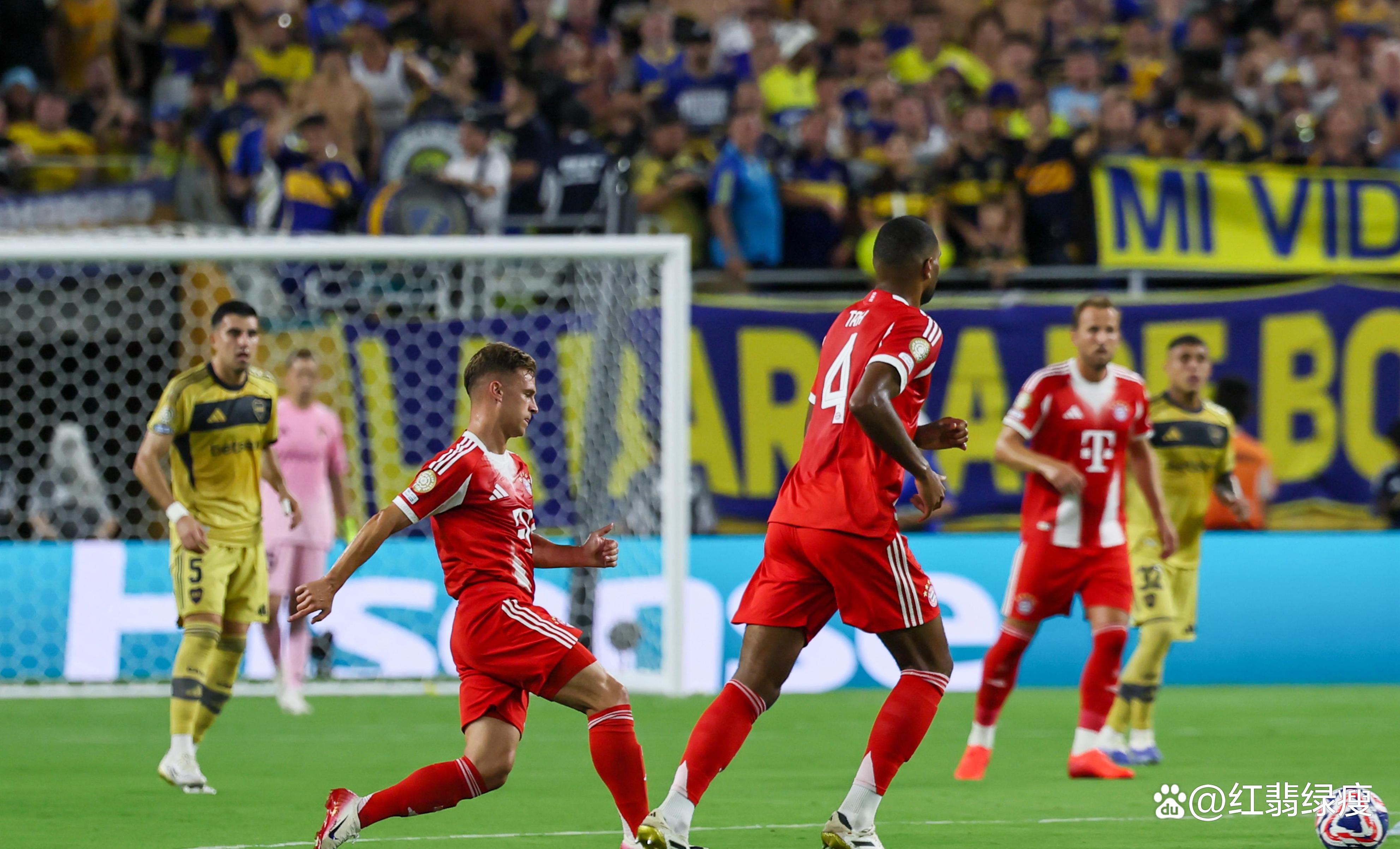 包含拜仁横扫巴萨，阿尔瓦雷斯爆发神勇的词条