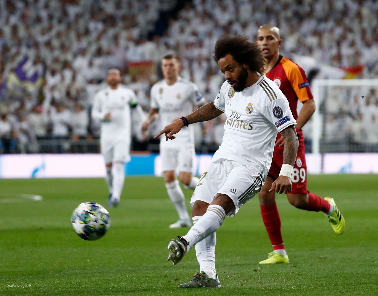 包含克罗地亚力克美国，罗德里戈完成帽子戏法的词条