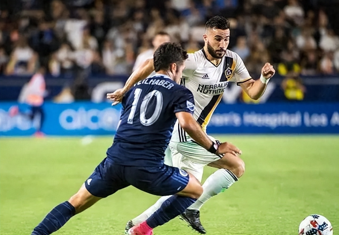 丹麦羽毛球队完胜英格兰羽毛球队，马琳绝境逆转的简单介绍